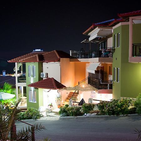 Greenhill Holiday Suites Sarti Exterior foto