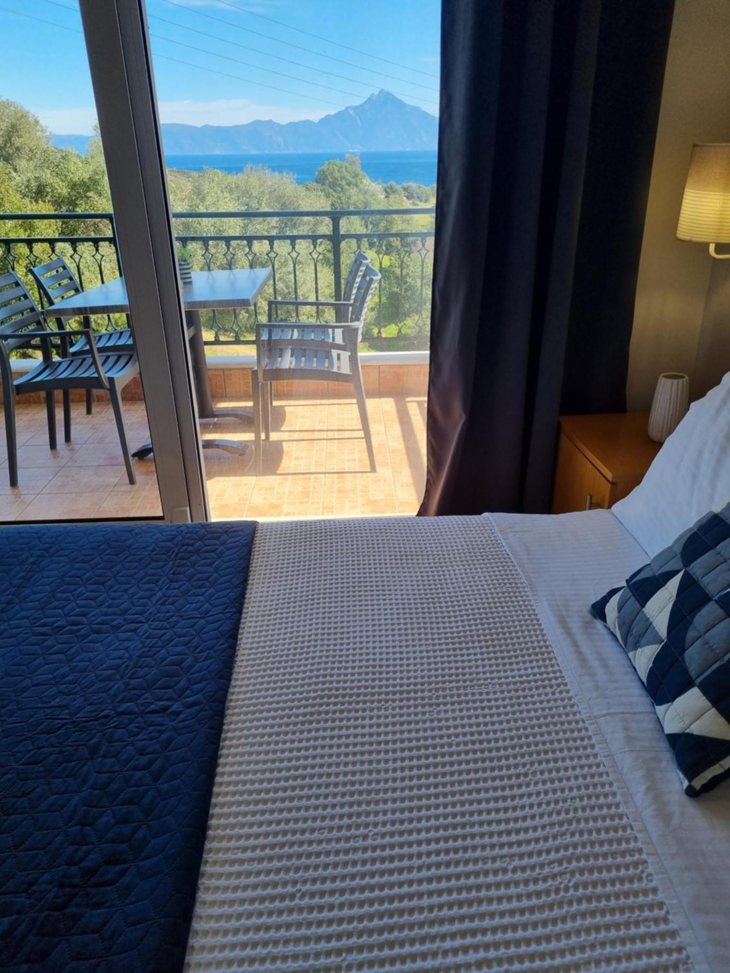 Greenhill Holiday Suites Sarti Exterior foto
