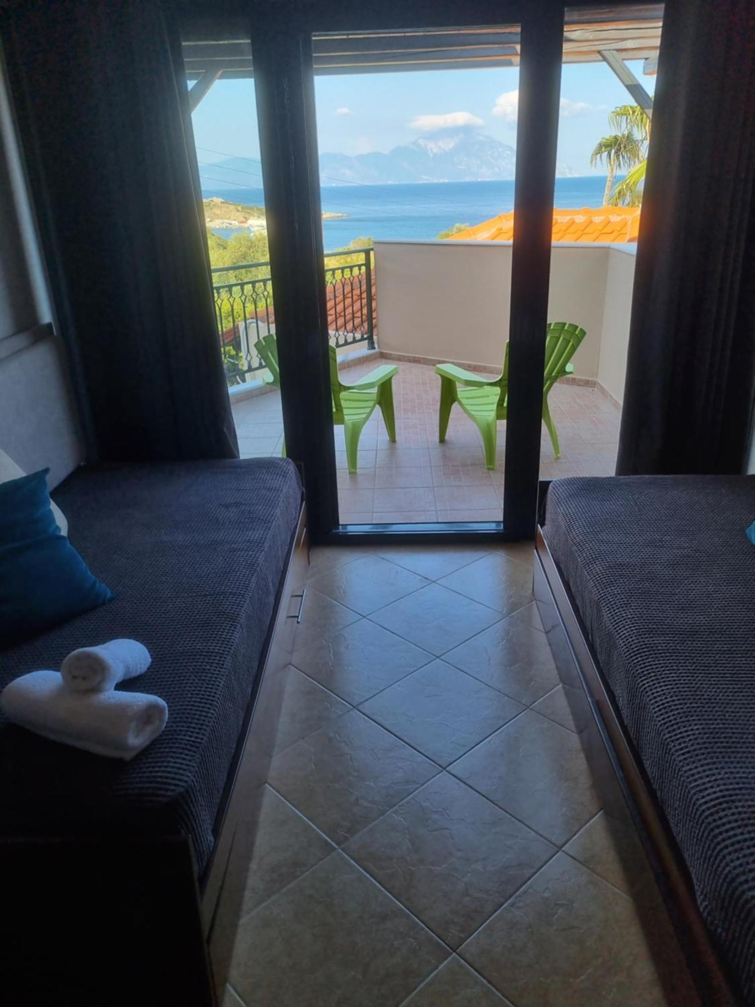 Greenhill Holiday Suites Sarti Exterior foto