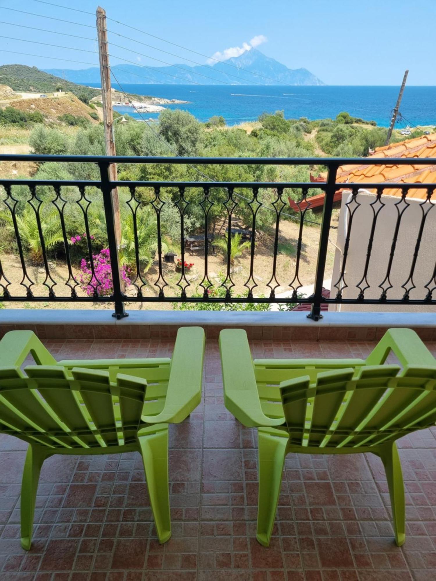 Greenhill Holiday Suites Sarti Exterior foto